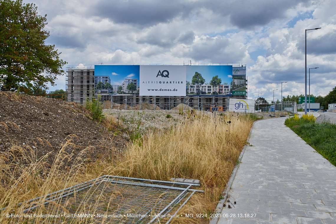 28.06.2023 - Baustelle Alexisquartier - neue DEMOS-Hinweisschilder